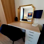Guru 2 Apartamento *