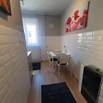 Guru 2 Apartamento