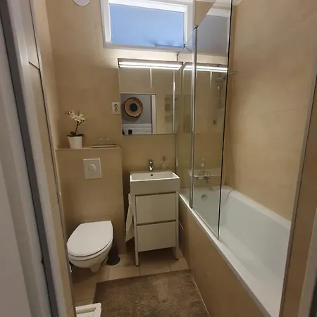 Guru 2 Apartment *