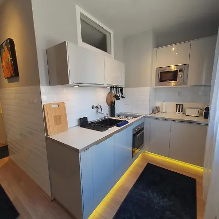 Guru 2 Apartment