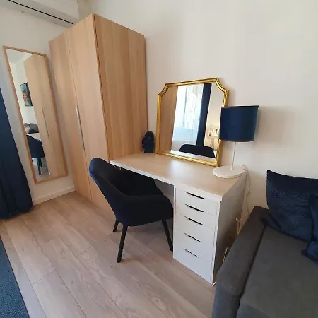Guru 2 Apartment *
