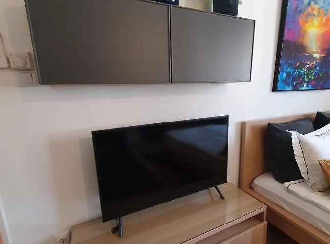 Apartament Guru 2 *